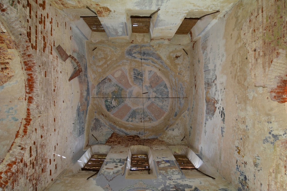 Церковь Воскресения Христова, Закедье (Борисоглебский район, Ярославская область). интерьер и убранство, Свод основного объема