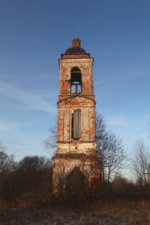Церковь Троицы Живоначальной, Савинское (Борисоглебский район, Ярославская область). фасады