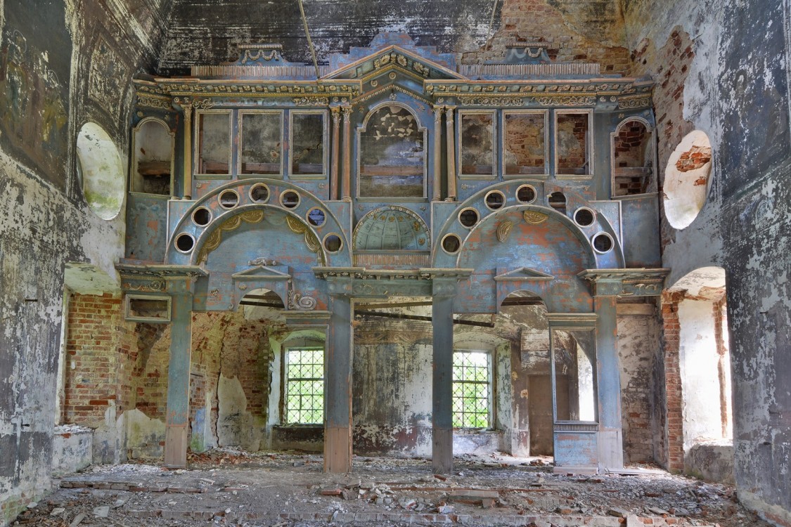 Церковь Николая Чудотворца (Бориса и Глеба), Деревеньки (Борисоглебский район, Ярославская область). интерьер и убранство, Иконостас