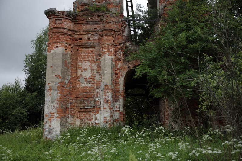 Церковь Михаила Архангела, Звенячево (Борисоглебский район, Ярославская область). архитектурные детали