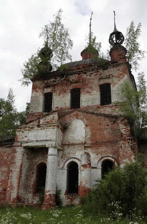 Церковь Воскресения Христова, Закедье (Борисоглебский район, Ярославская область). фасады