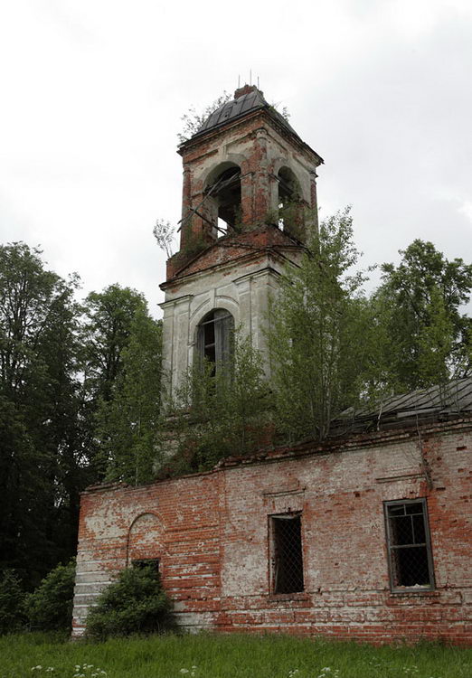 Церковь Воскресения Христова, Закедье (Борисоглебский район, Ярославская область). фасады