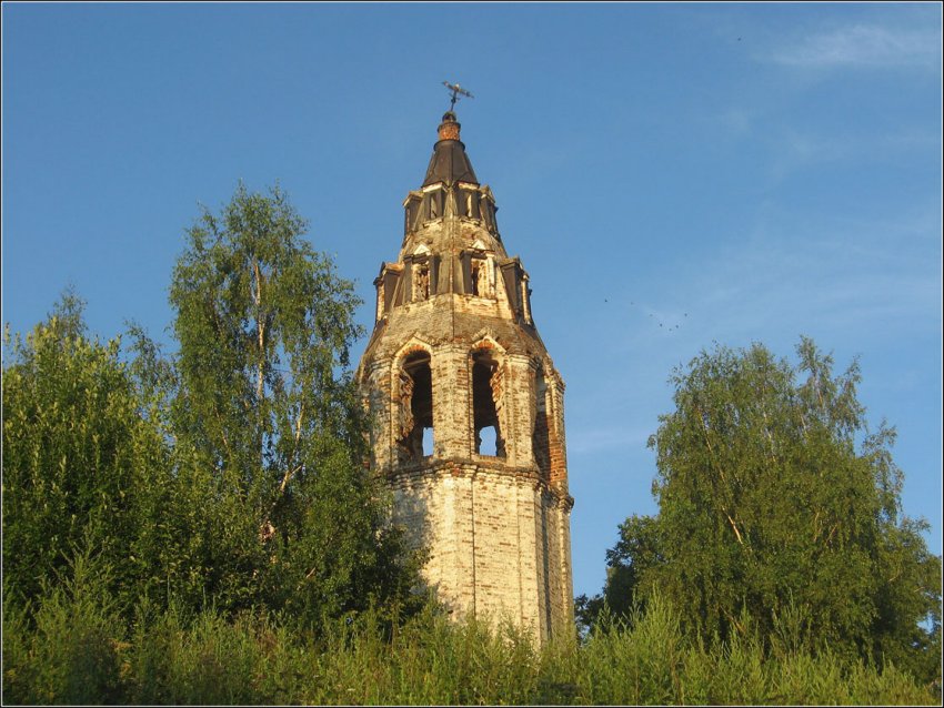 Першино. Церковь Спаса Преображения. фасады