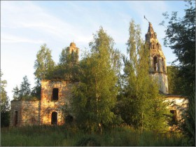 Першино. Церковь Преображения Господня