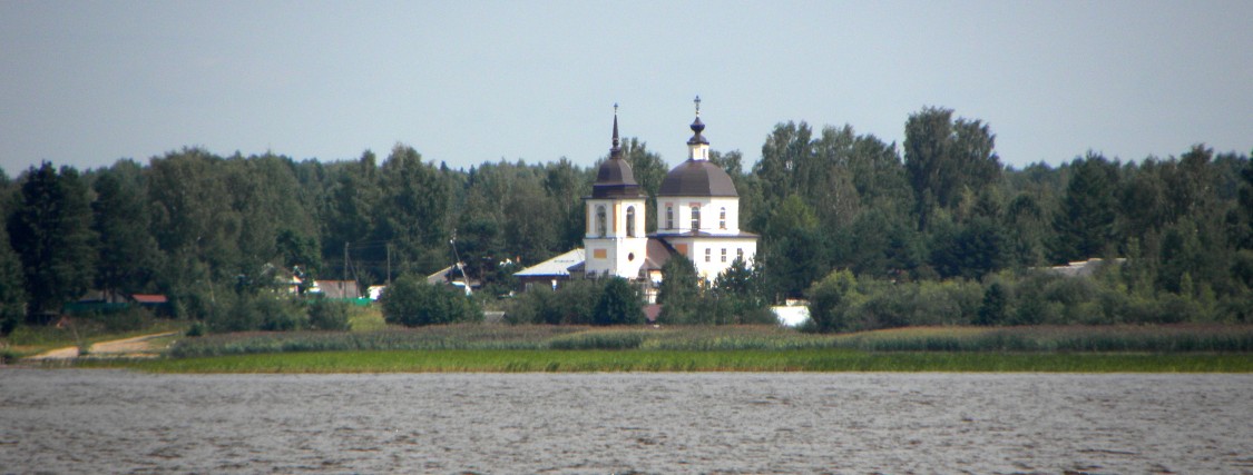 Церковь Рождества Пресвятой Богородицы, Вогнема (Кирилловский район, Вологодская область). общий вид в ландшафте