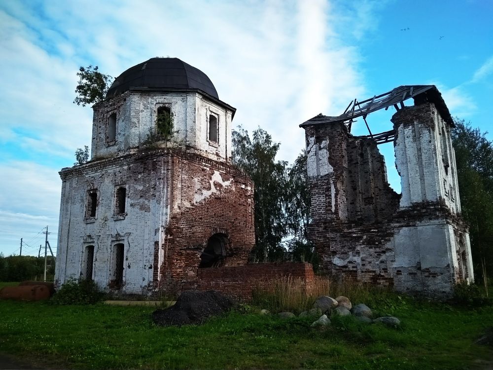 Белозерск. Церковь Параскевы Пятницы. фасады