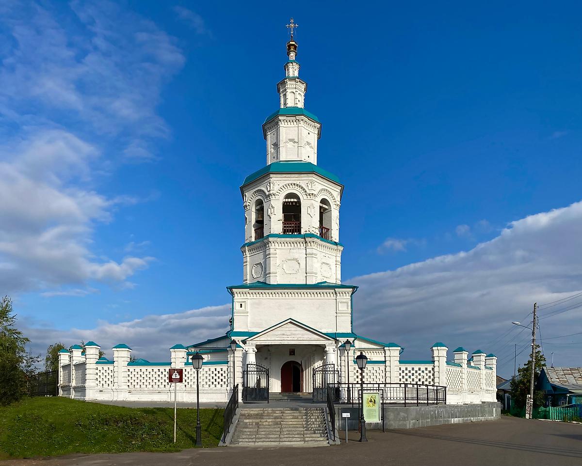 Вид с запада, фасады. Церковь Троицы Живоначальной, Енисейск (Енисейский район и г. Енисейск, Красноярский край)