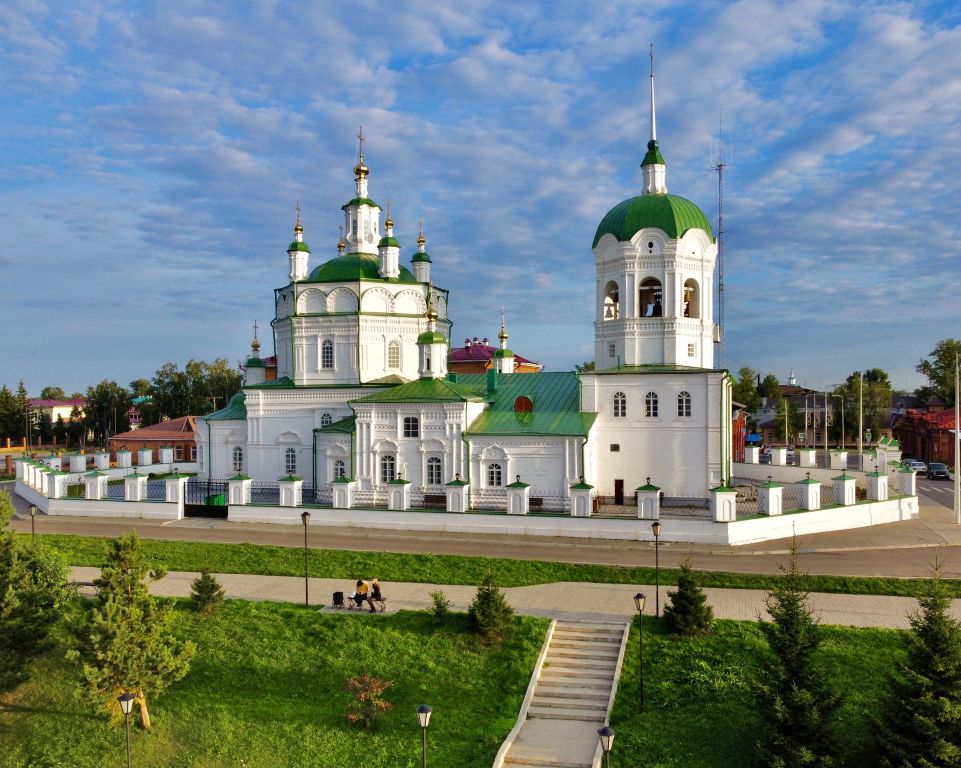 Енисейск. Собор Богоявления Господня. фасады, С дрона со стороны реки Енисей