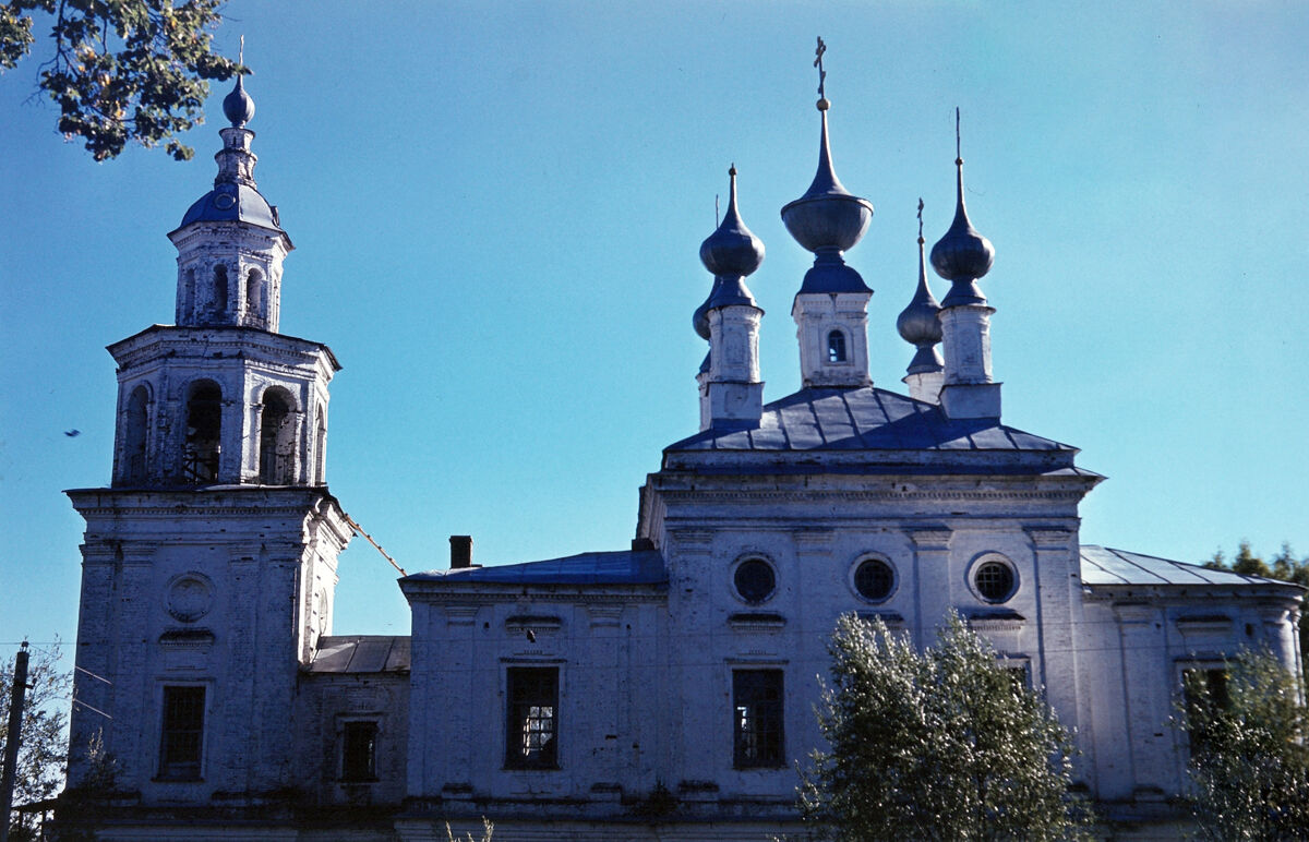 Церковь Троицы Живоначальной, Петровское (Лежневский район, Ивановская область). фасады