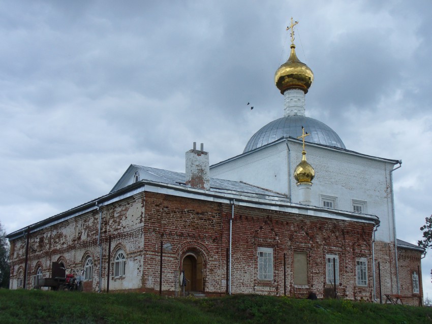 Церковь Рождества Христова, Три Озера (Спасский район, Республика Татарстан). фасады