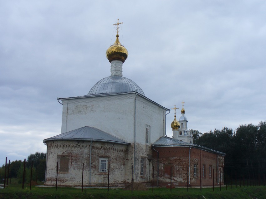 Три Озера. Церковь Рождества Христова. фасады