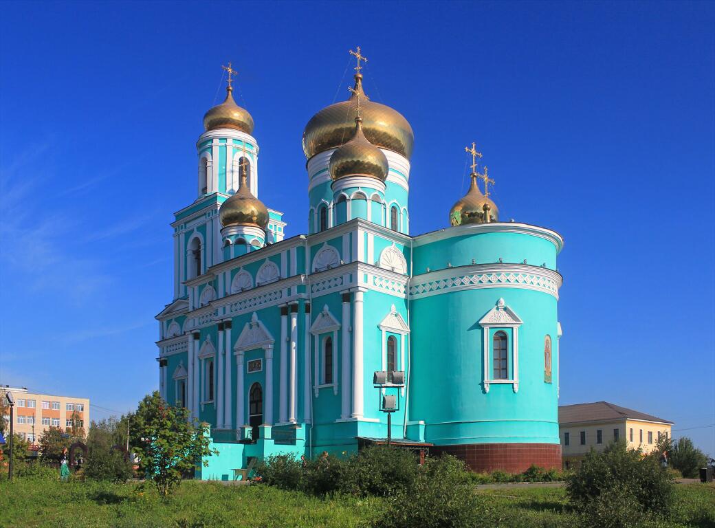 Собор Максима Исповедника, Краснотурьинск (Краснотурьинск (ГО Краснотурьинск), Свердловская область). фасады, Вид с юго-востока