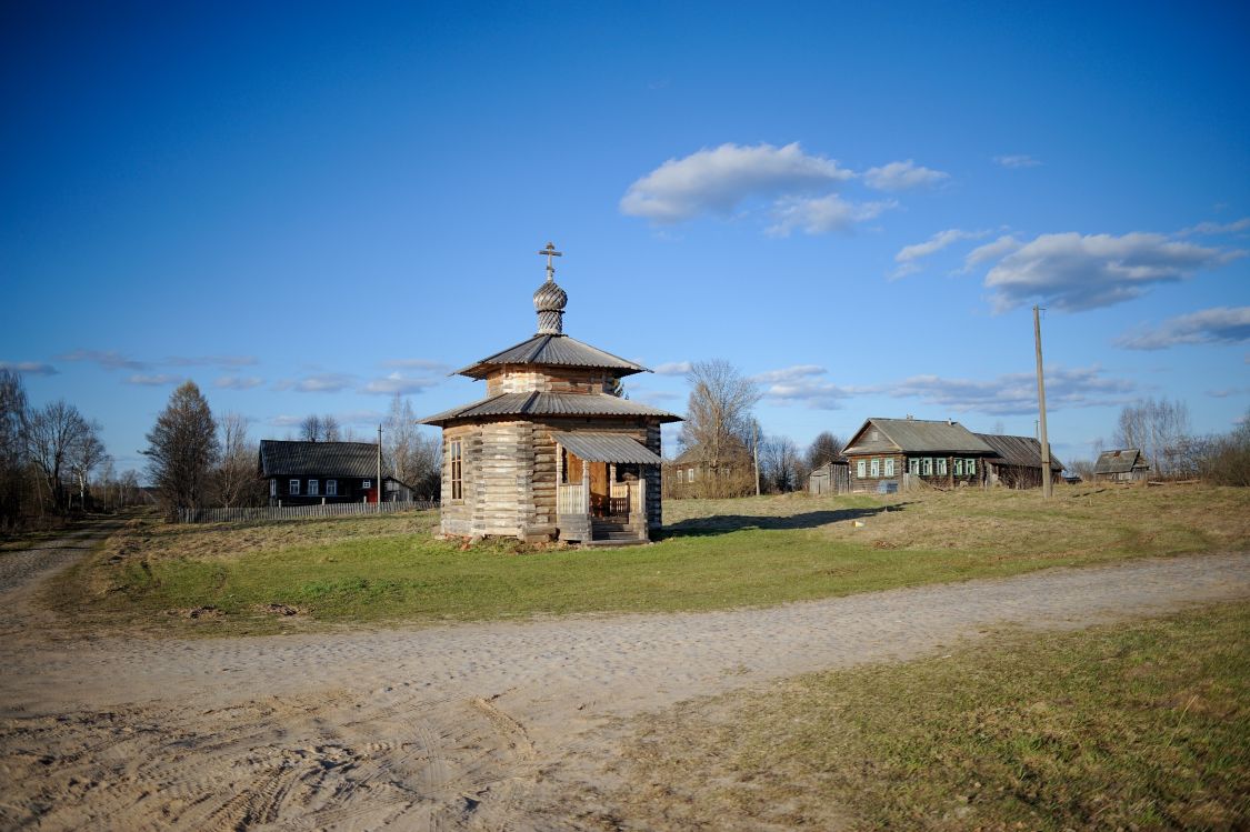 Часовня Георгия Победоносца, Большое Плоское (Спировский район, Тверская область). фасады