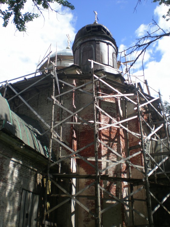 Церковь Георгия Победоносца, Новгородка (Спировский район, Тверская область). архитектурные детали