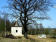 Часовня Николая Чудотворца, Каменная часовня во имя свт.Николая Чудотворца современной постройки.Строительство начато в 2005 году по инициативе  жителей дер.Николаевки Боровского района.Часовня приписана к храму Бориса и Глеба(Борисоглебская) г.Боровска Калужской области.<br>, Николаевка, Боровский район, Калужская область