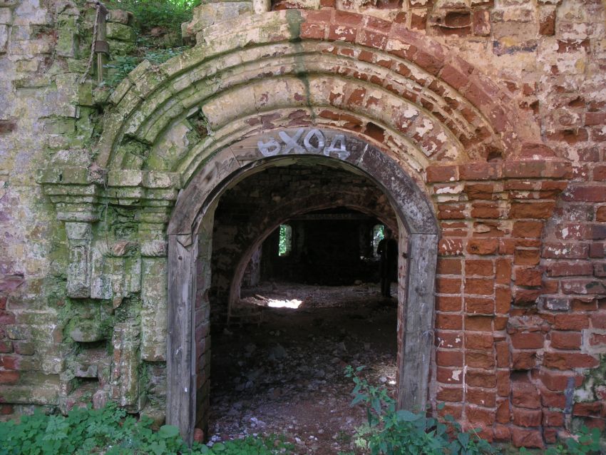 Церковь Сретения Господня, Хилково (Бежаницкий район, Псковская область). архитектурные детали