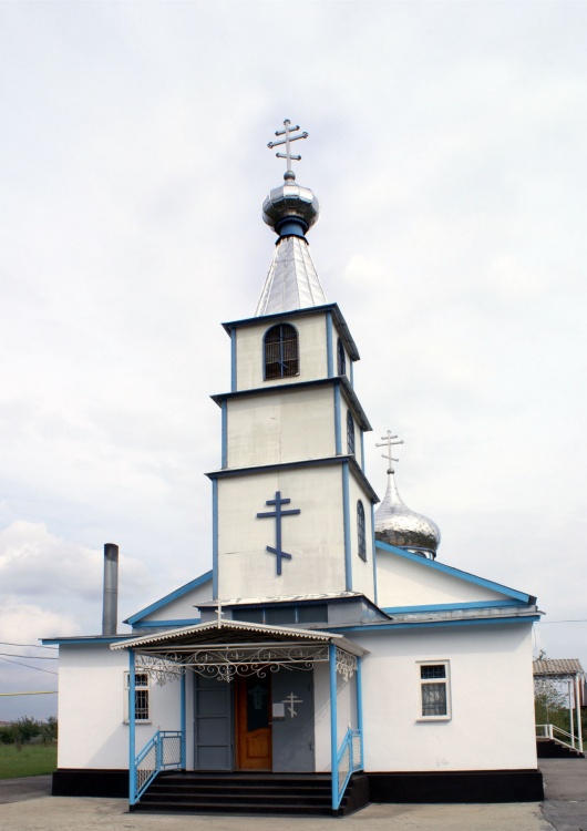 Ново-Бессергеновка. Церковь Вознесения Господня. общий вид в ландшафте