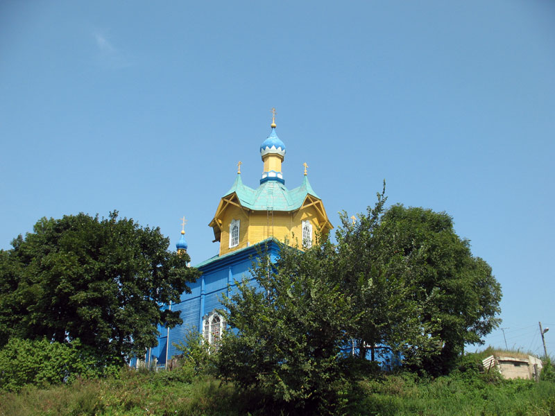Церковь Успения Пресвятой Богородицы, Шарковщина (Шарковщинский район, Беларусь, Витебская область). общий вид в ландшафте