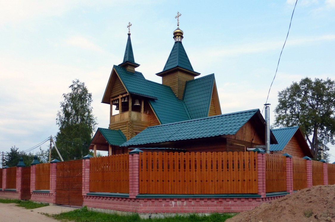 Крутец. Церковь Успения Пресвятой Богородицы. фасады