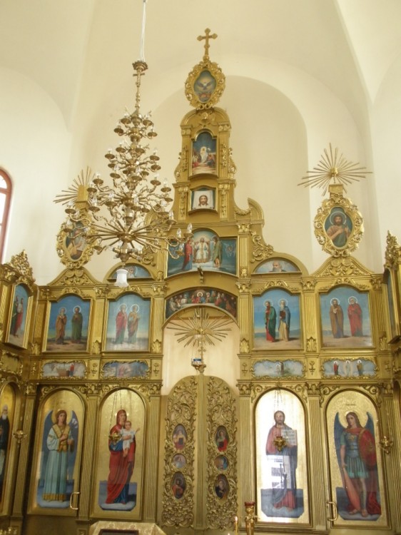 Церковь Успения Пресвятой Богородицы, Сочи (Сочи, город, Краснодарский край). интерьер и убранство, Иконостас