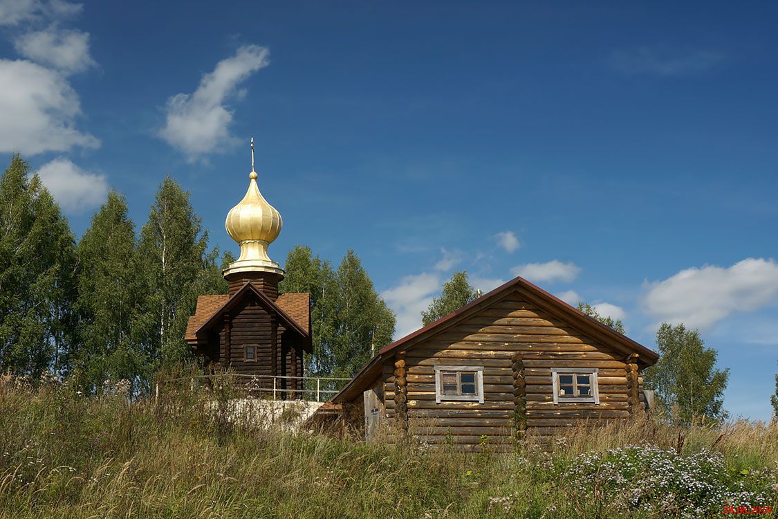 Часовня Илии Пророка, Глухово (Дивеевский район, Нижегородская область). общий вид в ландшафте