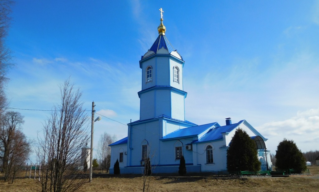 Церковь Покрова Пресвятой Богородицы в Покровском женском скиту Дивеевского монастыря, Канерга (Ардатовский район, Нижегородская область). общий вид в ландшафте
