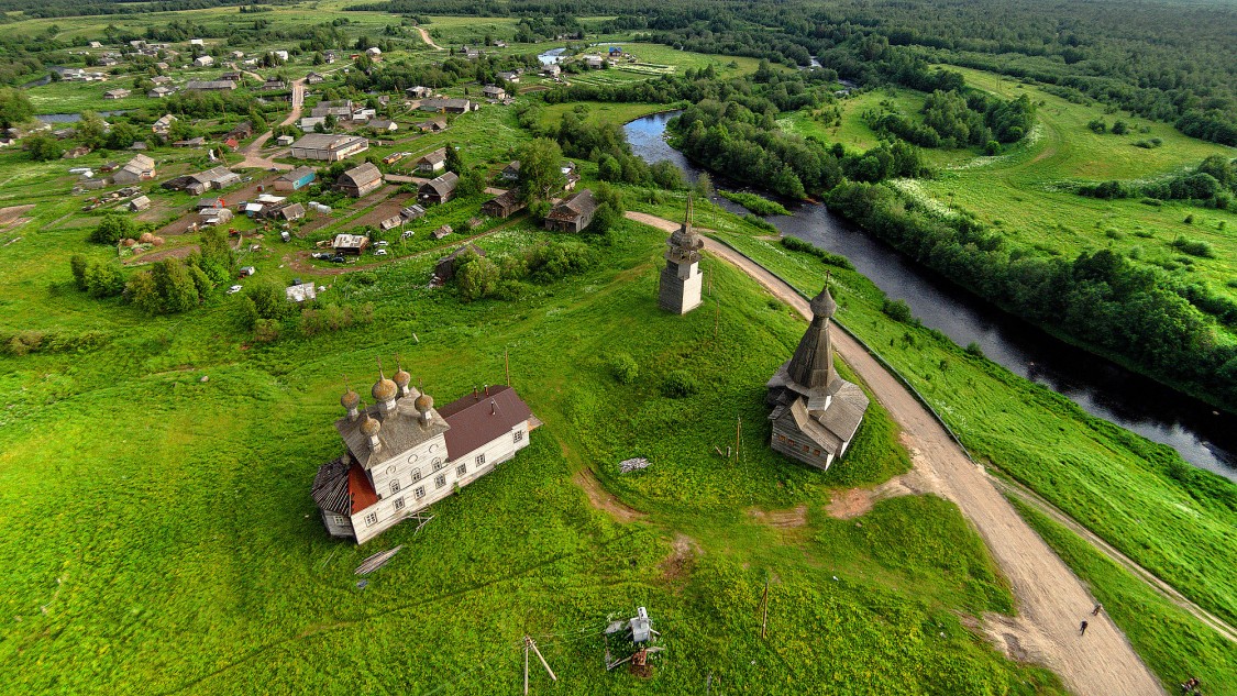 Абрамовская (Ниж.Малошуйка, Вачевская). Ансамбль Малошуйского погоста. общий вид в ландшафте