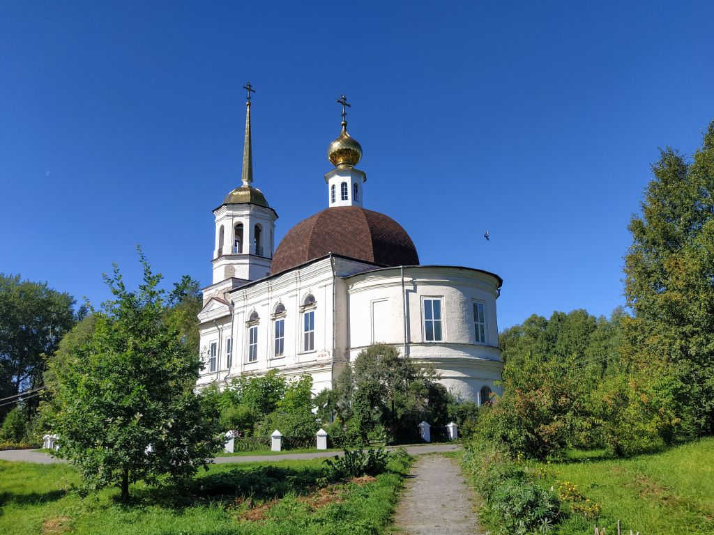 Собор Троицы Живоначальной, Онега (Онежский район, Архангельская область). фасады