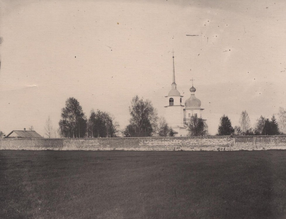 Церковь Успения Пресвятой Богородицы, Вельск (Вельский район, Архангельская область). архивная фотография, Фото конца XIX века. 