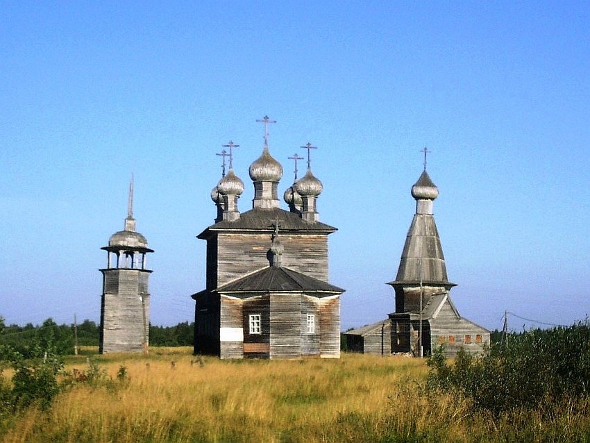 Абрамовская (Ниж.Малошуйка, Вачевская). Ансамбль Малошуйского погоста. фасады, вид с востока