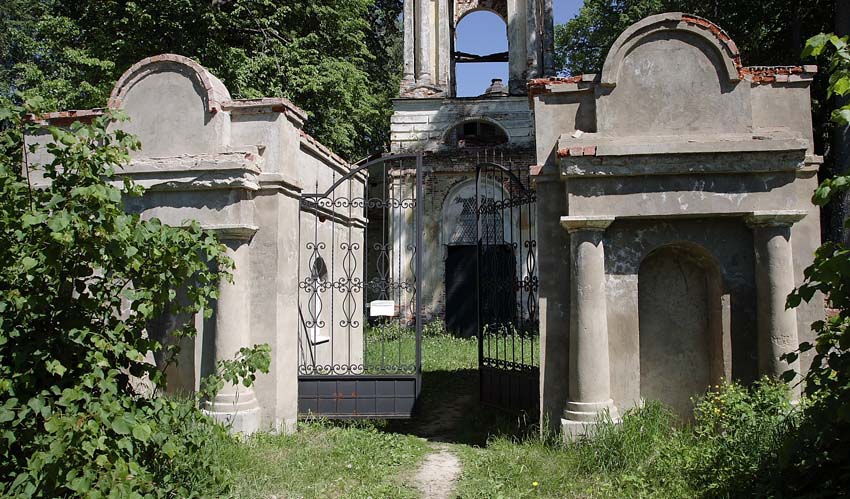 Церковь Тихвинской иконы Божией Матери, Рудина Слободка, урочище (Мышкинский район, Ярославская область). дополнительная информация