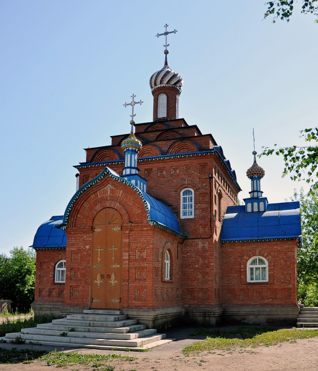 Уфа. Часовня Богородско-Уфимской иконы Божией Матери на святом источнике. фасады