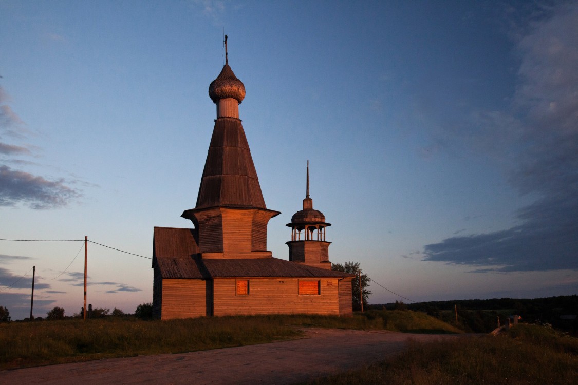 Абрамовская (Ниж.Малошуйка, Вачевская). Церковь Николая Чудотворца. фасады