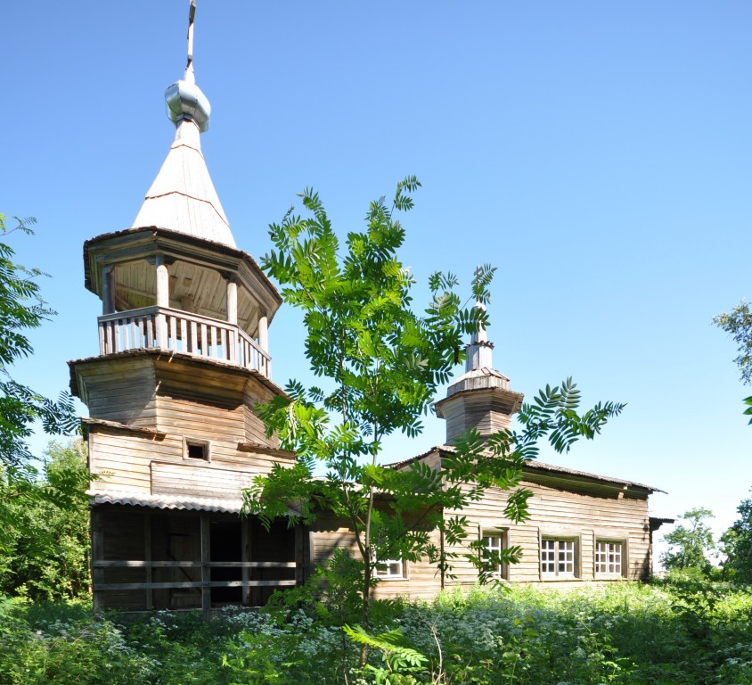 Яковлевское (Ворзогоры). Церковь Зосимы и Савватия Соловецких. фасады