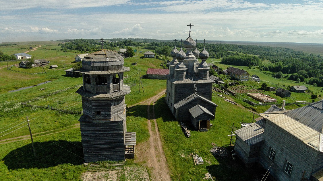 Кондратьевское (Ворзогоры). Церковь Николая Чудотворца. общий вид в ландшафте