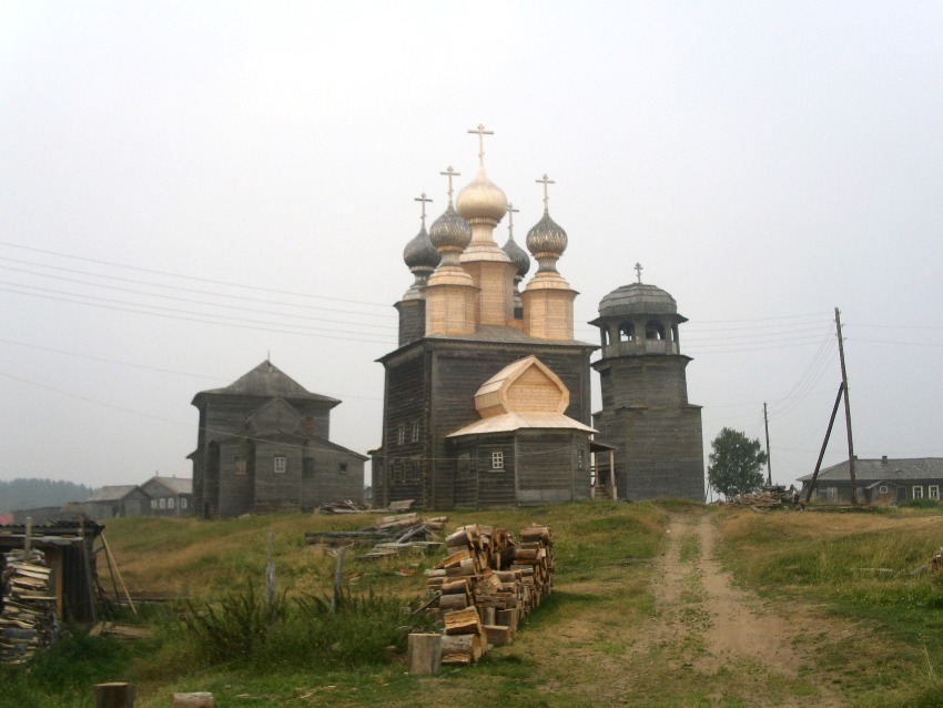 Храмовый комплекс Ворзогорского погоста, Кондратьевское (Ворзогоры) (Онежский район, Архангельская область). фасады, вид с юго-востока