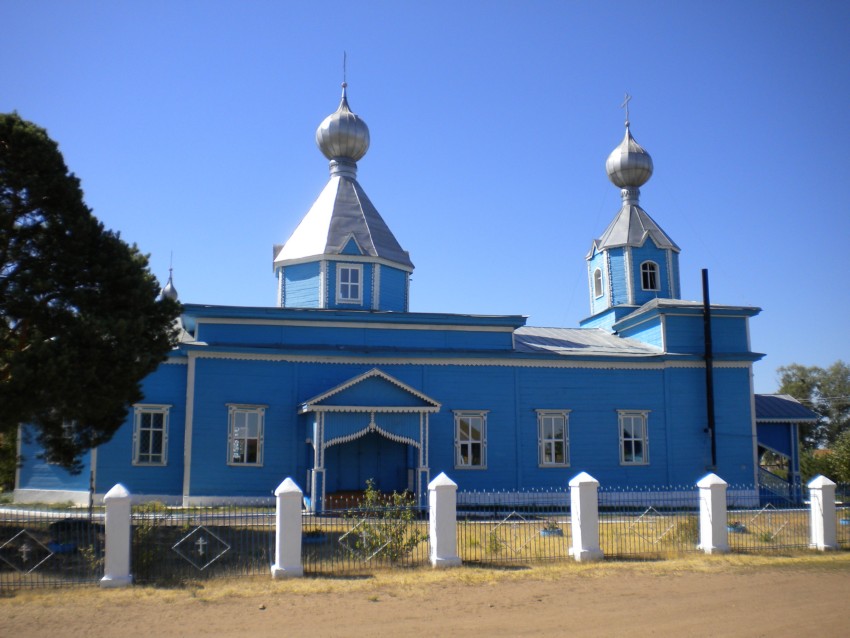 Ангасяк. Церковь Успения Пресвятой Богородицы. фасады