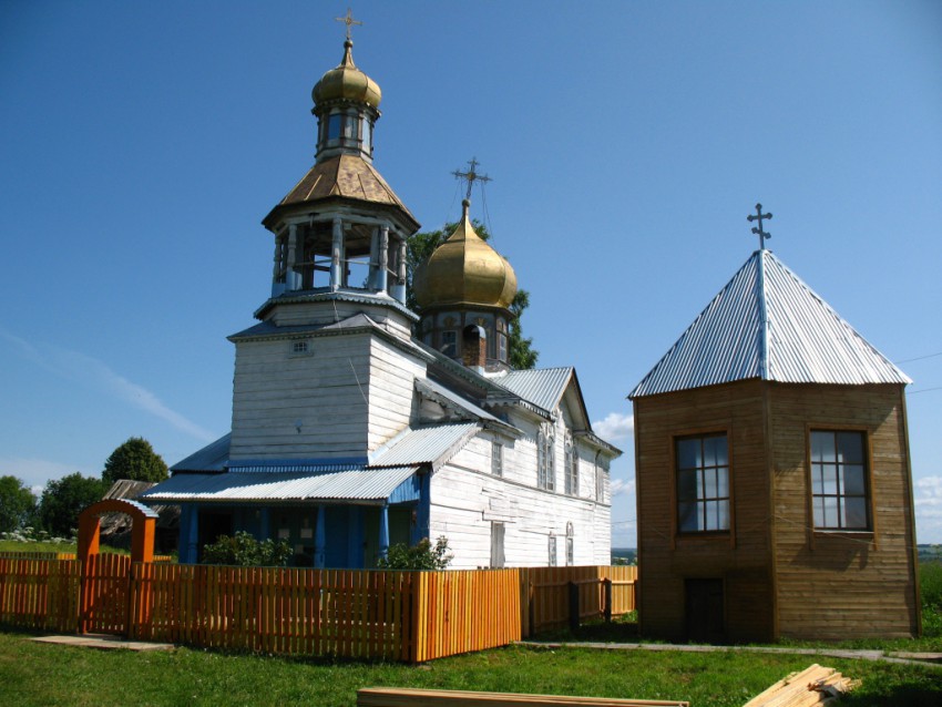 Церковь Николая Чудотворца, Алешево (Лузский район, Кировская область). фасады