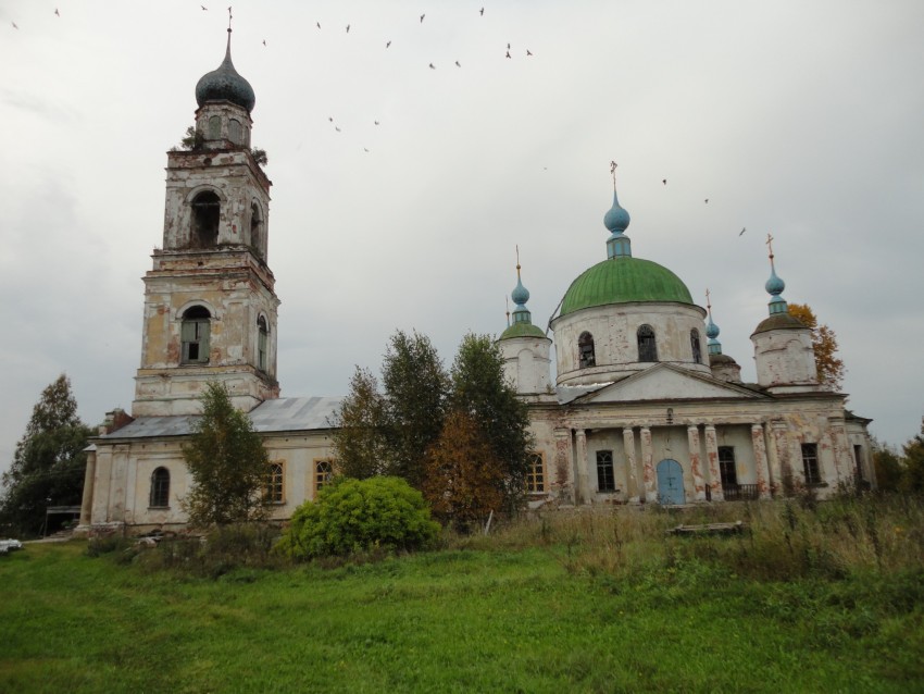 Церковь Владимирской иконы Божией Матери, Харинское (Мышкинский район, Ярославская область). фасады