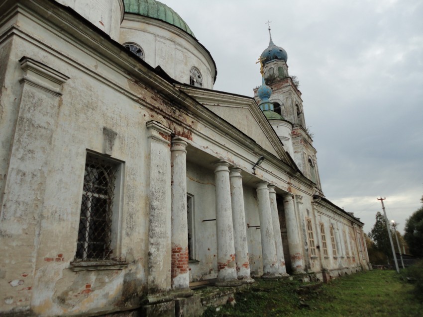 Церковь Владимирской иконы Божией Матери, Харинское (Мышкинский район, Ярославская область). архитектурные детали