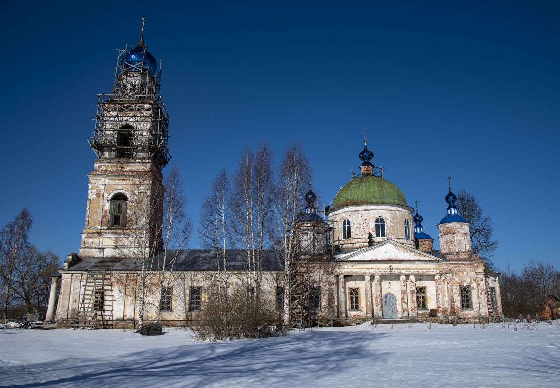 Церковь Владимирской иконы Божией Матери, Харинское (Мышкинский район, Ярославская область). фасады
