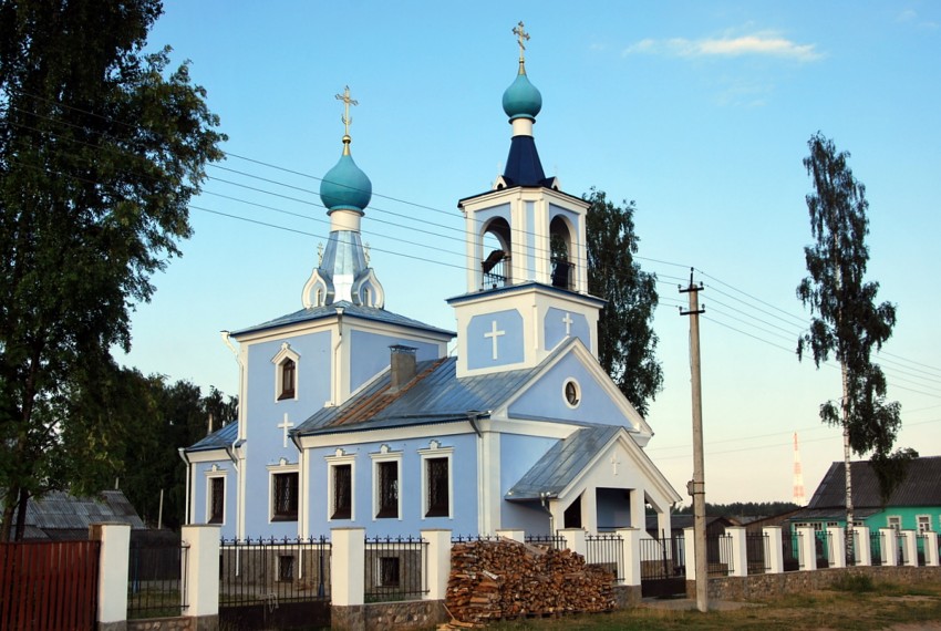 Церковь Божией Матери Казанская, Новокемский (Вашкинский район, Вологодская область). фасады