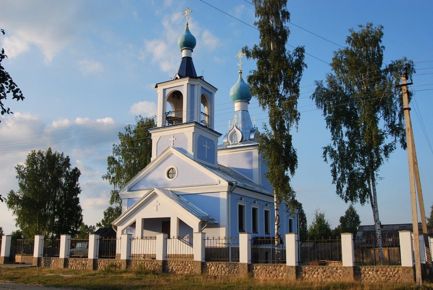 Церковь Божией Матери Казанская, Новокемский (Вашкинский район, Вологодская область). фасады