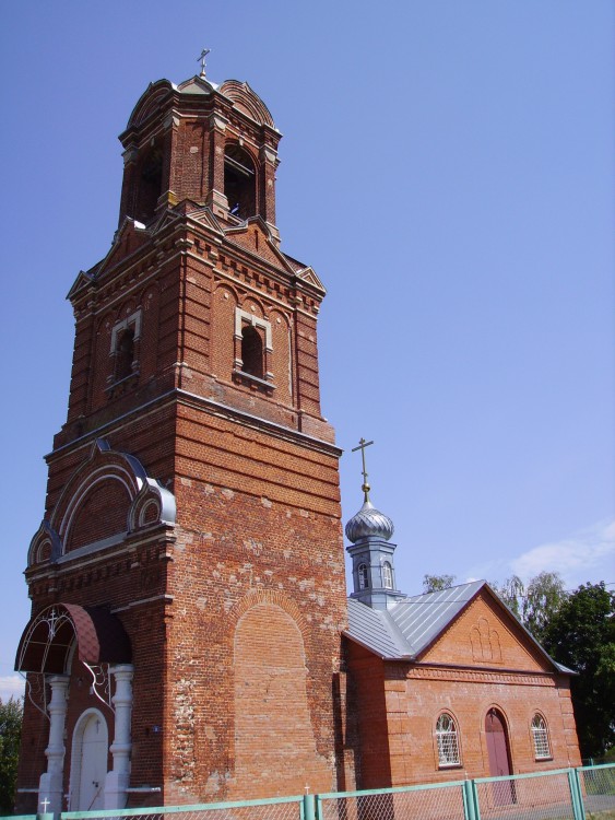 Долгое (Долговский с/с). Церковь Михаила Архангела. фасады
