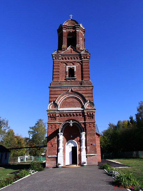 Долгое (Долговский с/с). Церковь Михаила Архангела. фасады