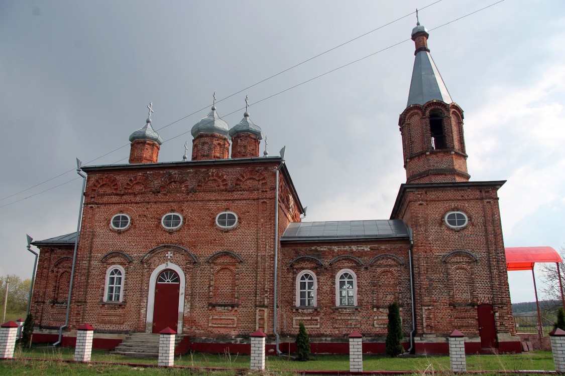 Сугробы. Церковь Космы и Дамиана. фасады