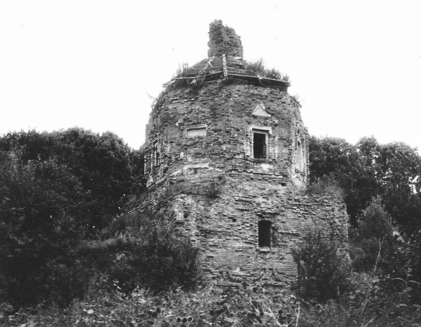 Церковь Воскресения Христова, Колодези (Сухиничский район, Калужская область). фасады