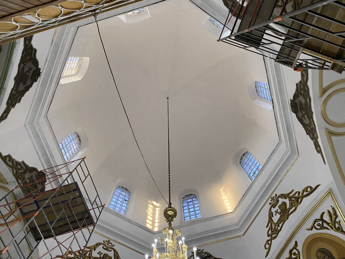 Собор Воскресения Христова, Семей (Семипалатинск) (Абайская область, Казахстан). документальные фотографии, Своды главного объёма (в период ремонта)