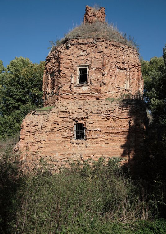 Церковь Воскресения Христова, Колодези (Сухиничский район, Калужская область). фасады