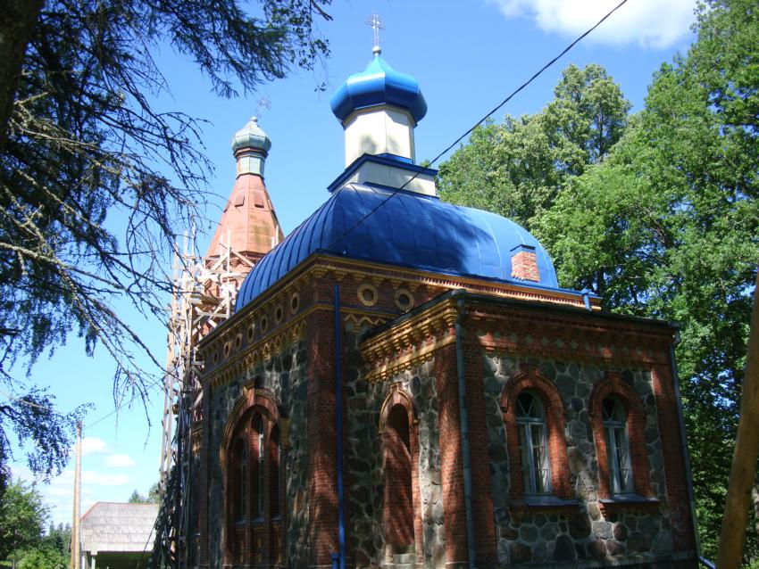 Вецлайцене. Церковь Покрова Пресвятой Богородицы. фасады